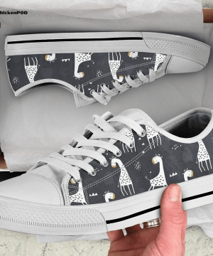 Cute Giraffe Low Top Shoes Gift for Men Women