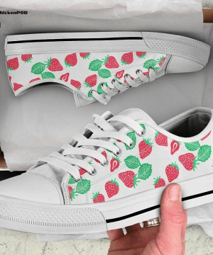 Fruit Strawberry Low Top Shoes Gift for Men Women