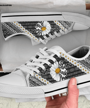 Horse Daisy Arrangement Low Top Shoes Gift for Men Women